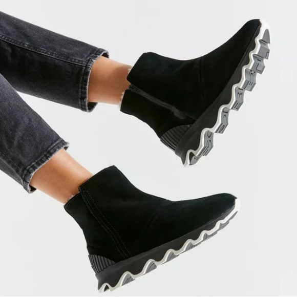 Sorel Kinetic boots size 9 leather suede booties black wedges zipper winter - Picture 1 of 13